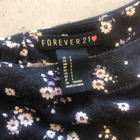 Black floral dress - Picture 2 of 3